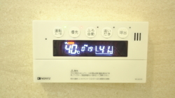 風呂リモコン